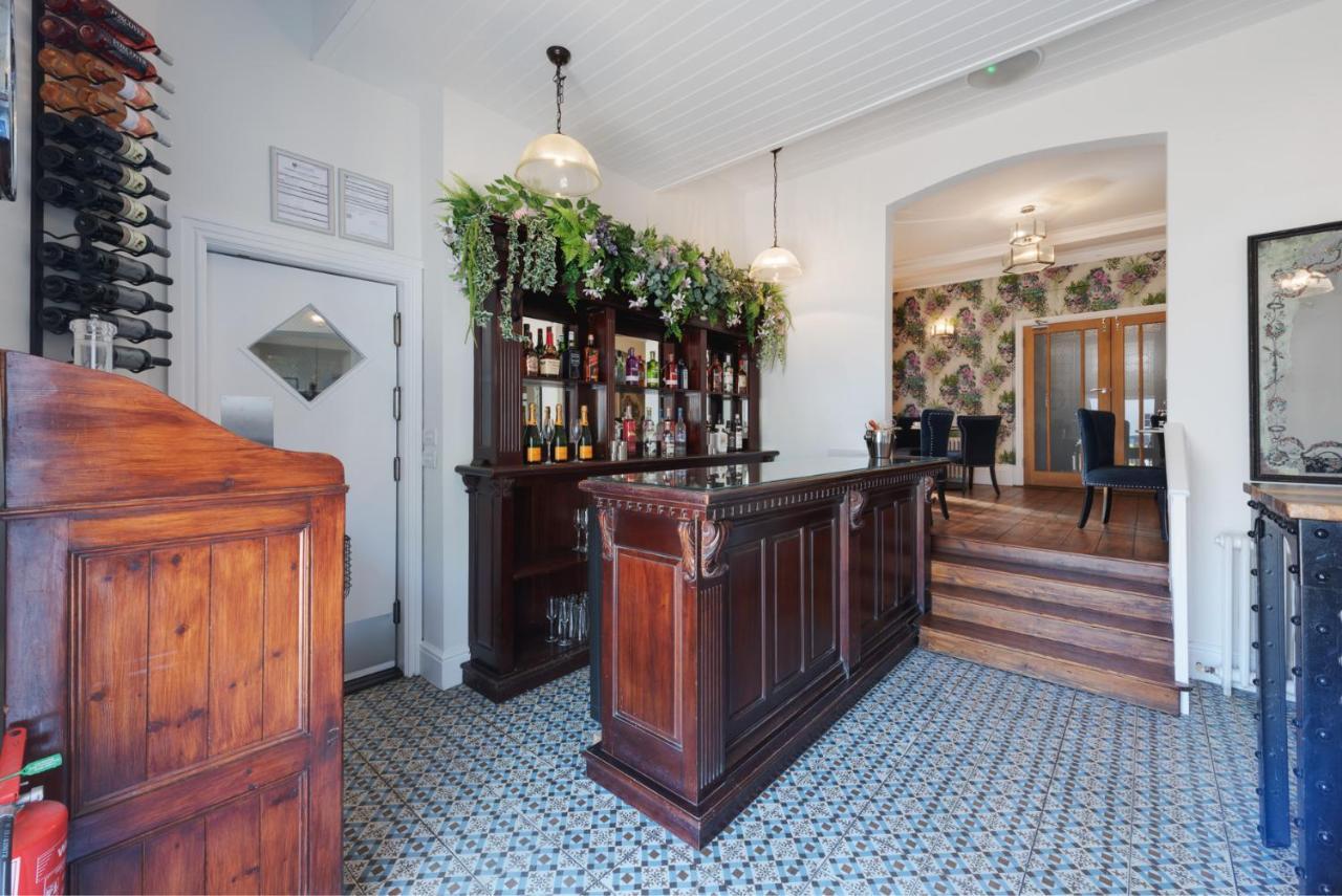 Florence House Boutique Hotel And Restaurant Портцмаус Экстерьер фото